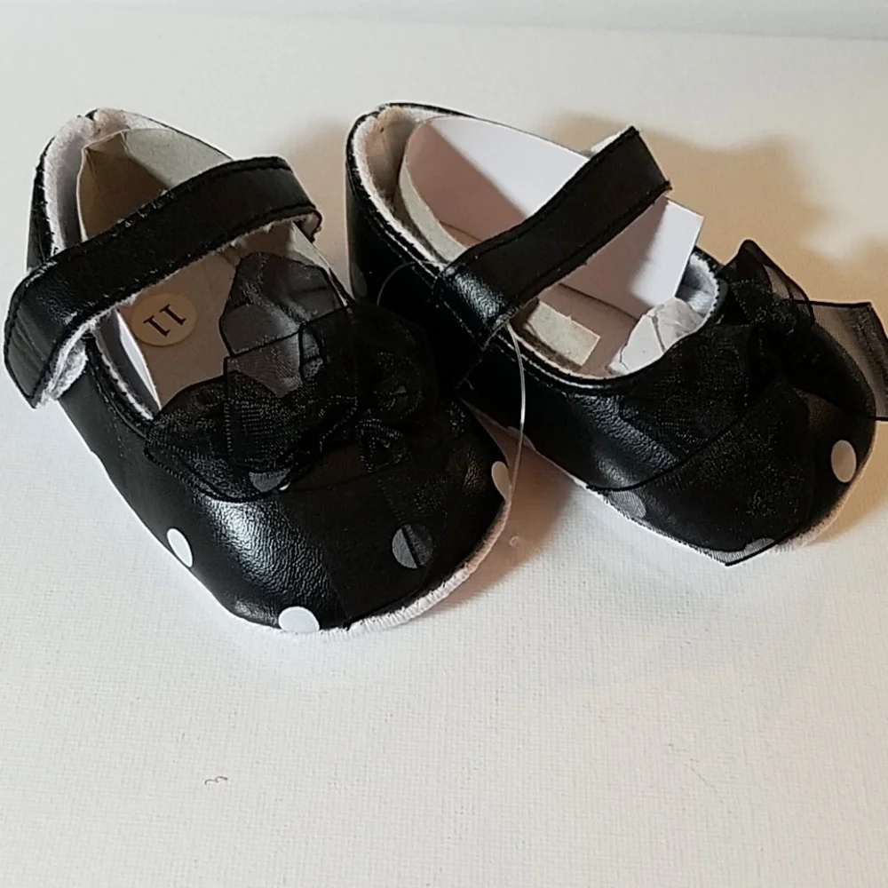 Polka Dot Black Shoes Size 11 (28)4 1/2